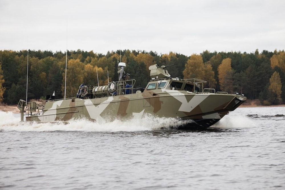 BK-16 Raptor Class Russian Boat (CC)